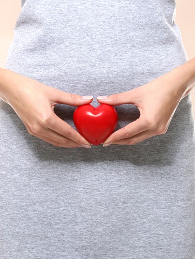 Sindrom policističnih jajnika (PCOS) - simptomi, terapija, uticaj na plodnost