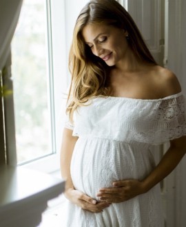Kozmetički tretmani u trudnoći i tokom dojenja: Šta je bezbedno, a šta nije?